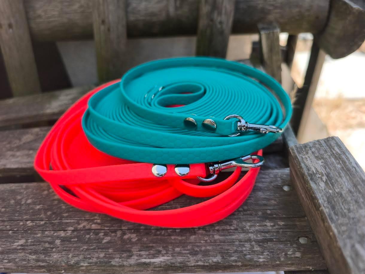 Lunghina in TPU SUPER GRIP by Kosmo's Leash - 8 metri - 9 mm - adatta a cani di piccola taglia